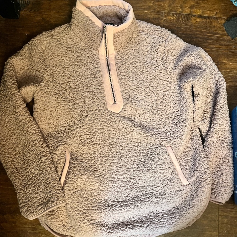 Fleece pullover
